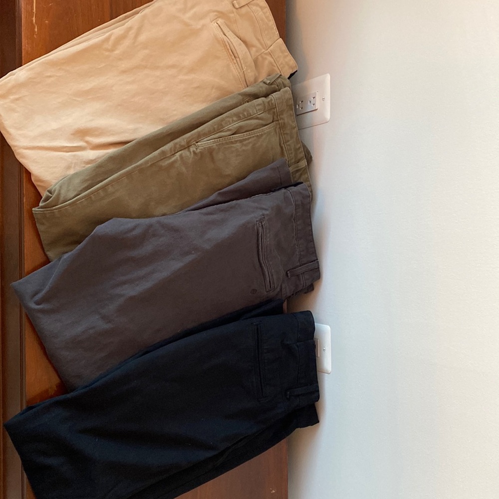 Bundle of Four (4) rag & bone Pants Size 33